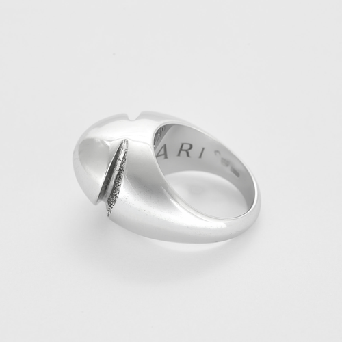 BULGARI - Dome - Ring i hvitt gull og diamanter