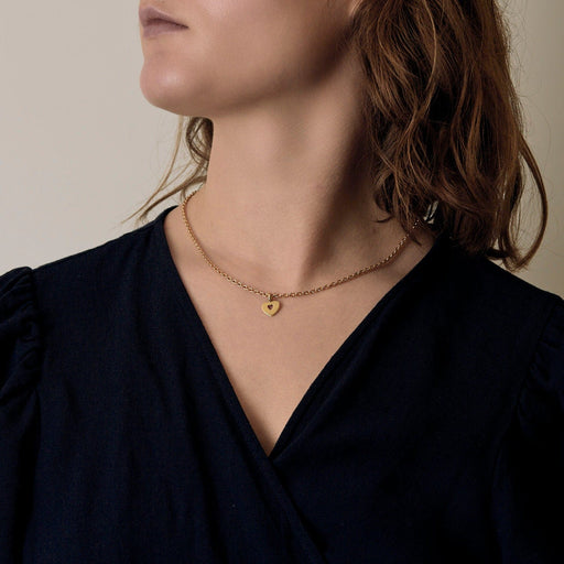 POIRAY - Secret Heart Pendant in yellow gold. Small.