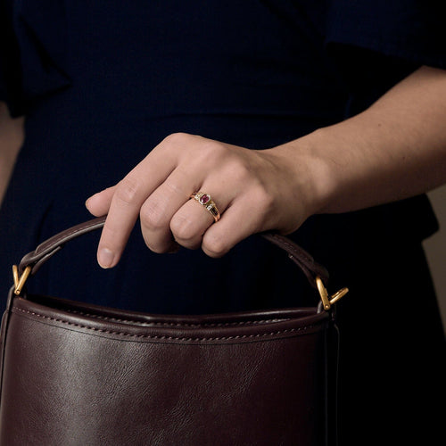 Пръстен от жълто злато, рубини и диаманти