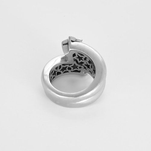 Bague en or blanc et diamants