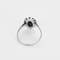 Bague en platine et or gris, diamants, saphirs de synthèse