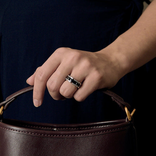 CHANEL -ULTRA - Medium Model- Ring in white gold, black ceramic, and diamonds.