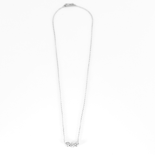 Collier Collier en or gris, platine et trois diamants. 58 Facettes DV25505-8