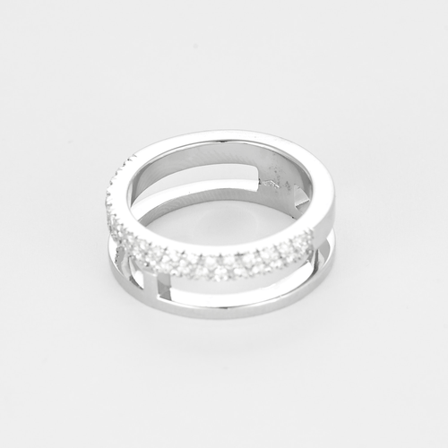 Ring aus Weißgold und Diamanten
