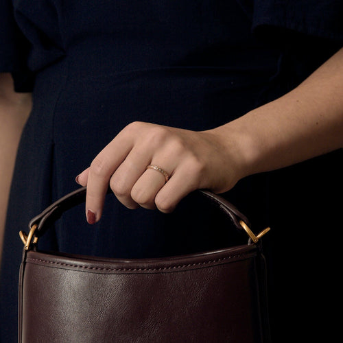 DIAMANI - Aliança em ouro rosa e pequenos diamantes