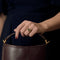 Ring aus Gold, Saphiren, Smaragden und Diamanten