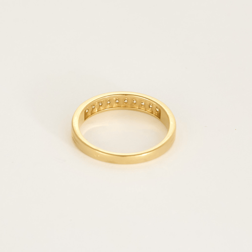 Anillo de matrimonio en oro amarillo y diamantes