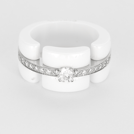 CHANEL - ULTRA - White gold, ceramic and 0.20 carat diamond ring.