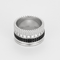 Ring Boucheron Quatre Black Edition stor modell i vitguld, diamanter och svart PVD.