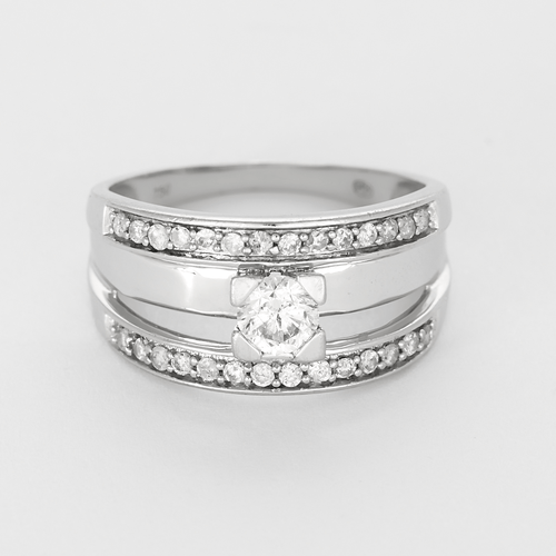 Openwork bangle ring in white gold and diamonds