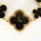 VAN CLEEF & ARPELS - Alhambra - Montre bracelet de dame en or jaune et onyx