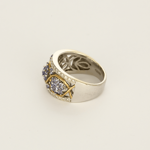 Charming ring in yellow gold and gray gold, tanzanites and diamonds