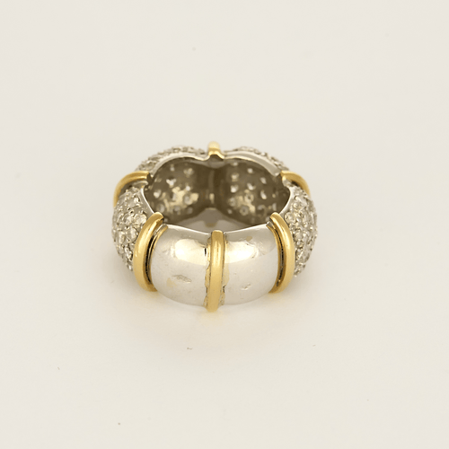 Ring in white gold, yellow gold and diamonds