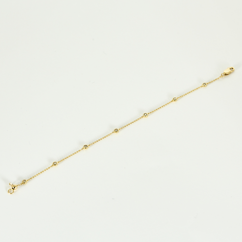 Sarı altın ve küçük pırlantalı bilezik