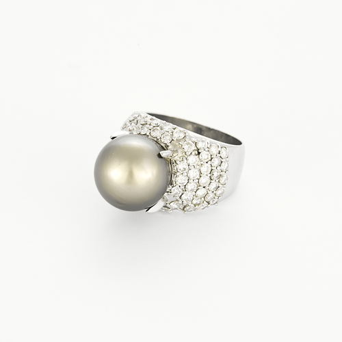 Prsten z Platina, diamantů a tahitské perly