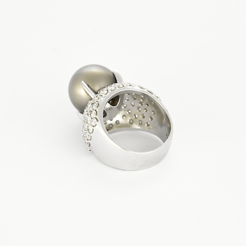 Prsten z Platina, diamantů a tahitské perly