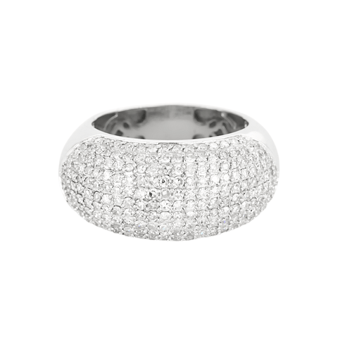 Large white gold and diamond ring