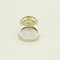 Bague cocktail en or gris quartz rutile dit cheveux de Vénus