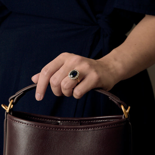 Пръстен Маргаритка от жълто злато, сапфир и диаманти