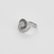 Verstrengelde ring met witte diamanten, zwarte diamanten