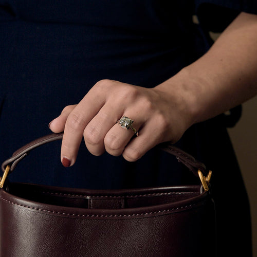 Ring Solitær i Platina og diamanter