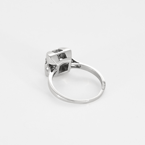 Ring Solitær i Platina og diamanter