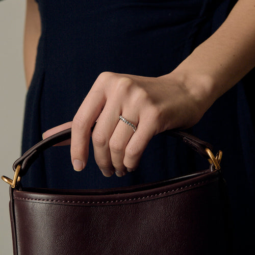 Половин-Сватбена халка от бяло злато и диаманти