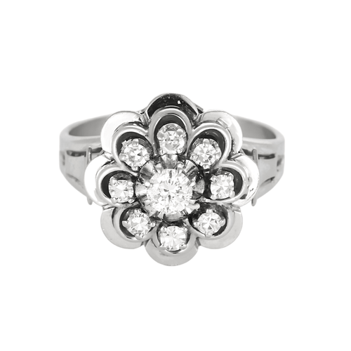 镂空花卉图案灰金与钻石戒指