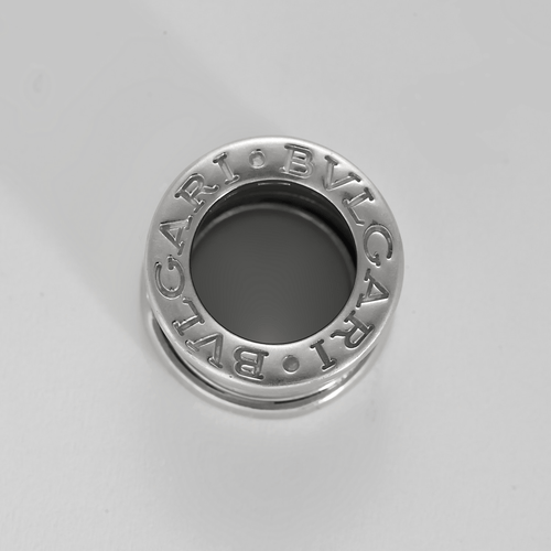 BULGARI - B нула 1 - Висулка от бяло злато