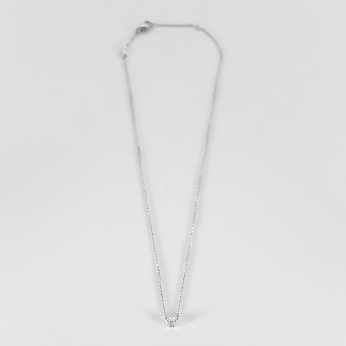 MAUBOUSSIN - Moj prvi korak ljubavi - Ogrlica od belog zlata i dijamanta Soliter oko 0,20 karata.