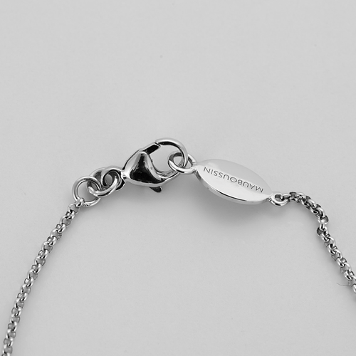 MAUBOUSSIN - Chance of Love nr. 2 - Pandantiv din aur gri și diamante, aproximativ 0,20 carate.