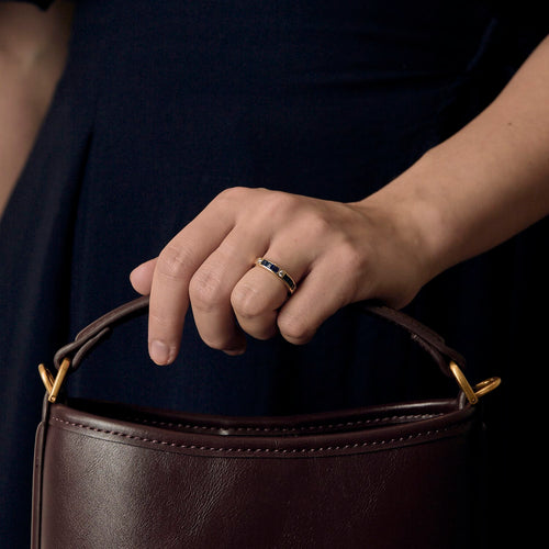 Alyans sarı altın, elmas ve safir