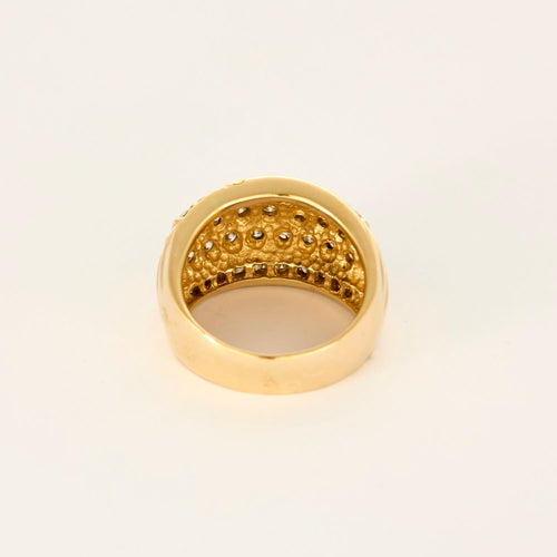 Anillo domo de oro amarillo y diamantes
