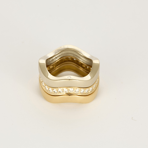 CARTIER - Neptune - Vintage - Three-band ring in yellow gold, white gold and diamonds