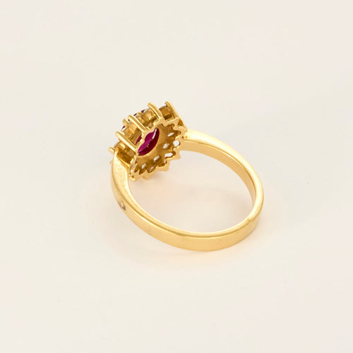 Bague 54 Bague marguerite en or jaune, rubis et diamants 58 Facettes DV27342-1