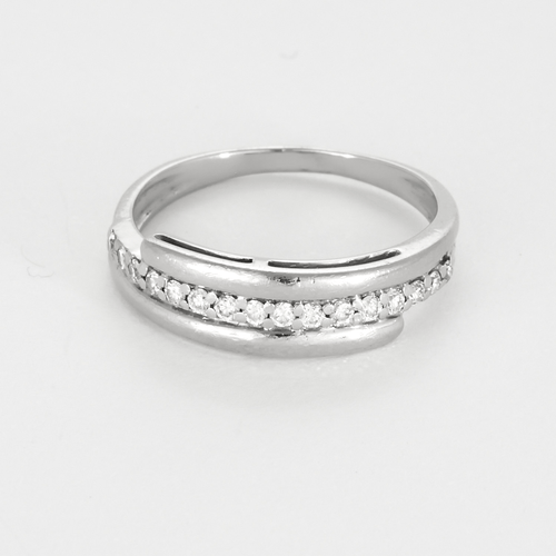 Half Wedding band in gray gold and diamonds