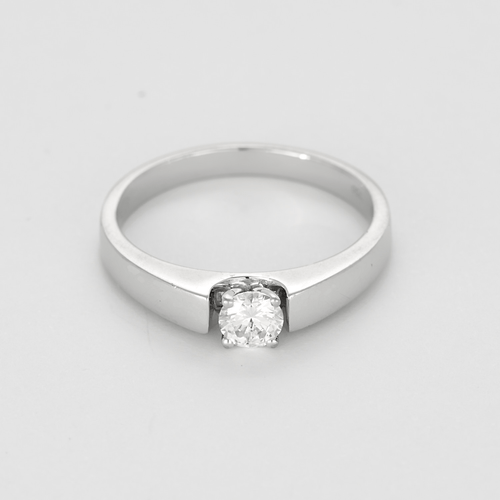 Ring Solitär aus Weißgold und Diamant 0,30 Karat