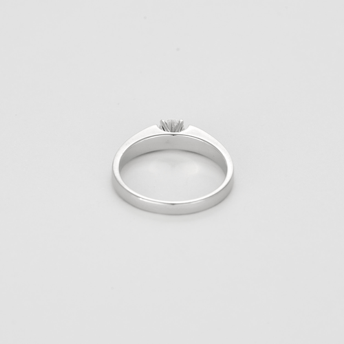 Ring Solitär aus Weißgold und Diamant 0,30 Karat