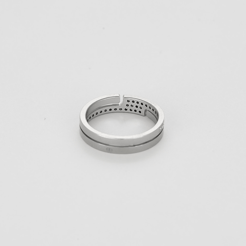 Dinh Van- Seventies - PM- Harmaasta kullasta valmistettu sormus ja timantteja