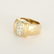 Bague en or jaune, or gris à motif de godrons et diamants