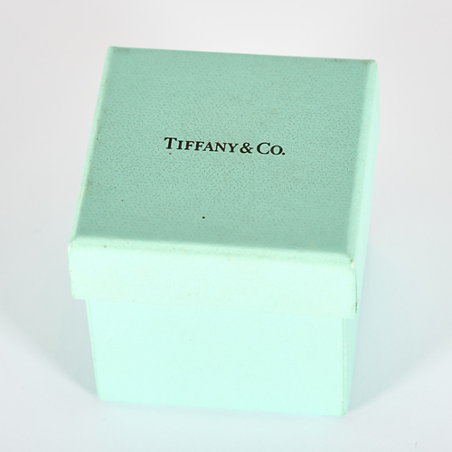 TIFFANY & CO - Ring Solitaire in platinum and diamond