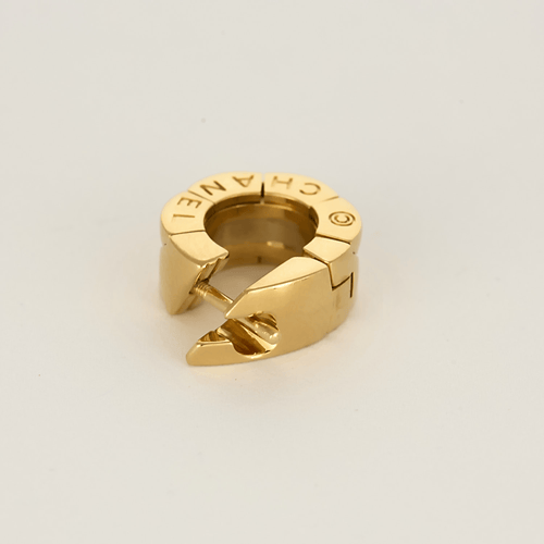 Boucles d'oreilles CHANEL - Matelassé - Paire de Boucles d'oreilles en or jaune 58 Facettes DV28077-2