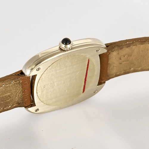 Cartier, Gondole-horloge in witgoud met leren band
