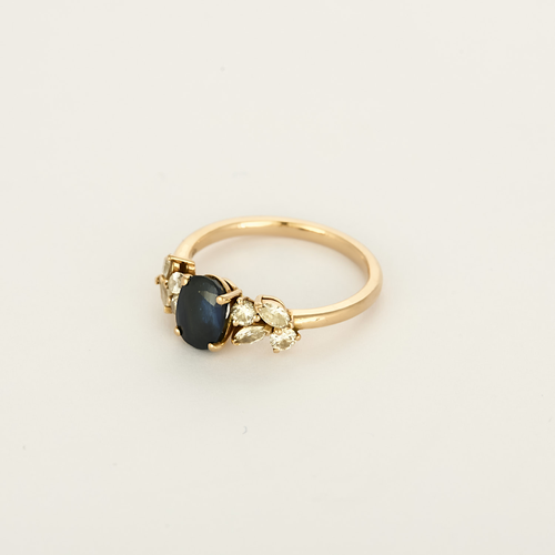 Elegante Bague, or rose, saphir et diamants