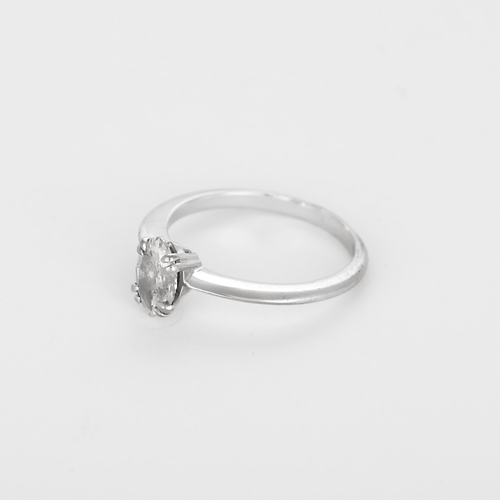Ring Solitär i vitguld med marquiseslipad diamant på cirka 0,95 karat