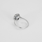 Ring aus Weißgold mit Saphir 1,50 Karat und Diamanten