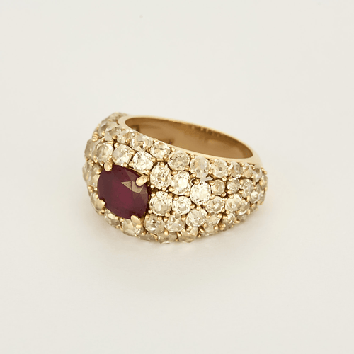 Ring aus 18k Roségold Rubin