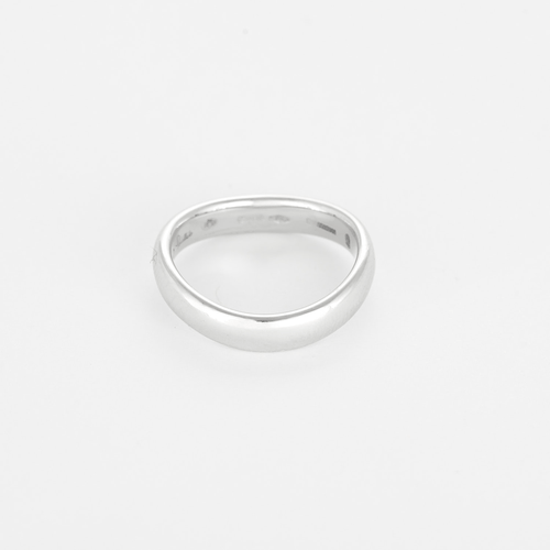 POMELLATO - Elegante anillo con movimiento en oro blanco
