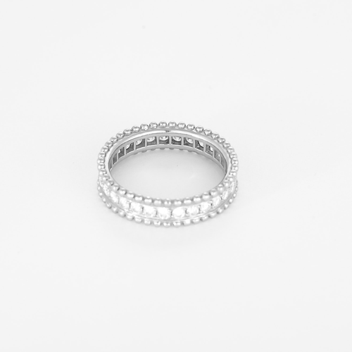 Van Cleef & Arpels - Perlée Diamantes - Elegante anillo de oro blanco y diamantes