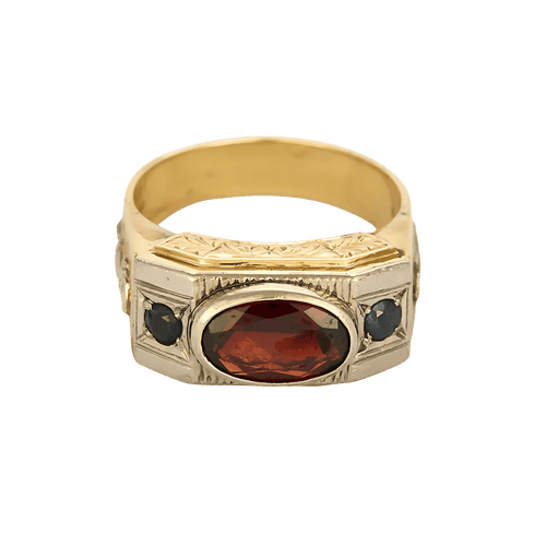 64 Bague chevalière maçonique en or jaune et or gris, grenat almandin et saphirs 58 Facettes DV2198-4